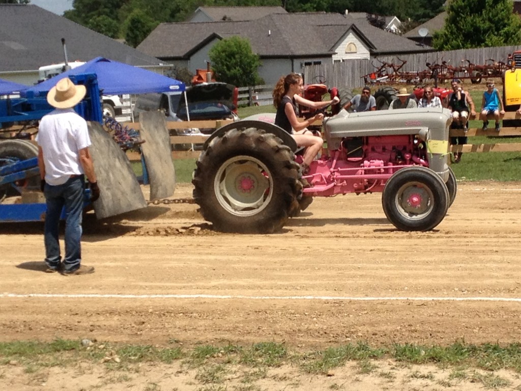antique tractor pulls in wisconsin