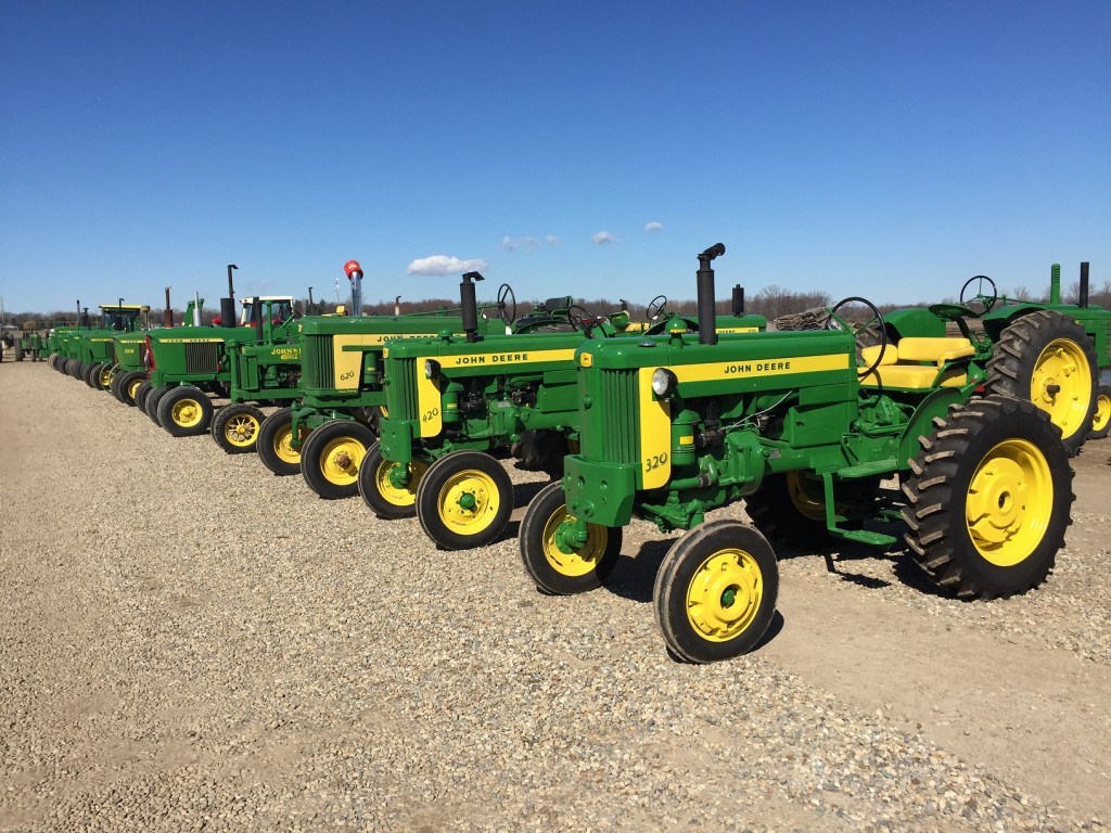 On the Road with Rachel New Paris, Indiana Auction Antique Tractor Blog